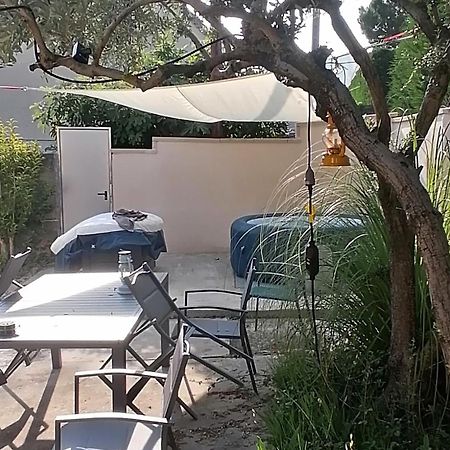 Villa Kps Pujaut Extérieur photo