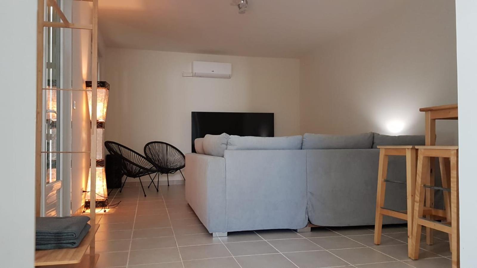 Villa Kps Pujaut Extérieur photo