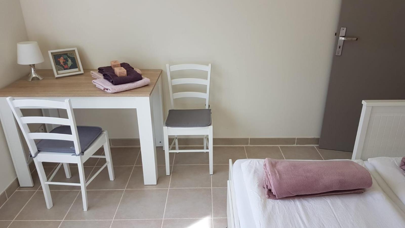 Villa Kps Pujaut Extérieur photo